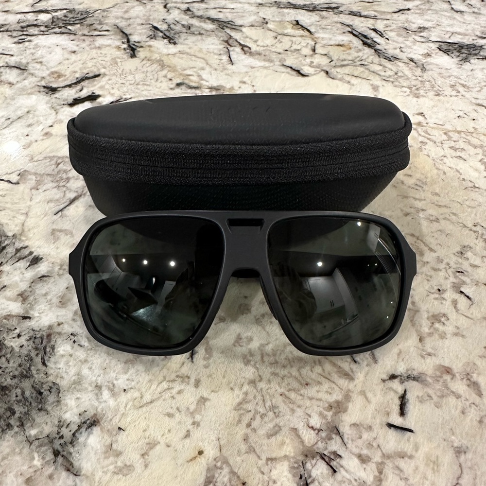 Men’s Roka sunglasses. Matte black w/ polarized lenses. Torino style